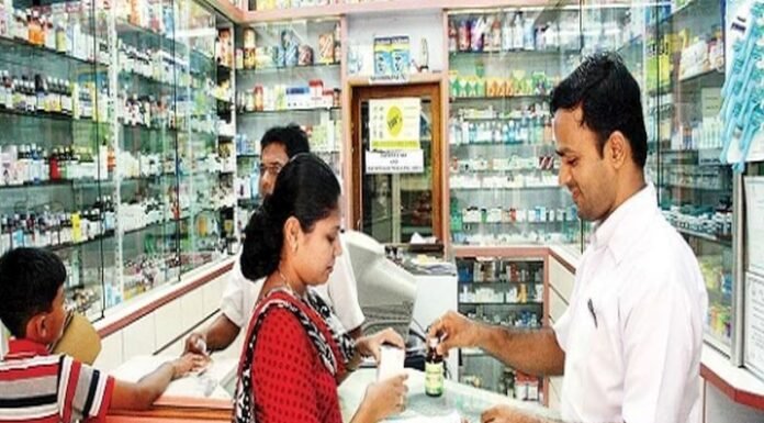 बिहार में लागू हुआ फार्मेसी प्रेक्टिस रेगुलेशन, डॉक्टर की तरह फॉर्मासिस्ट भी लिख पायेंगे दवाई