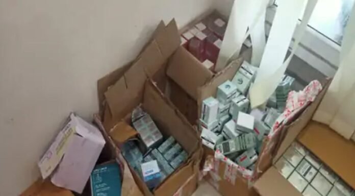 बाल बढ़ाने की गारंटी देने वाला हेयर ट्रांसप्लांट क्लीनिक सील