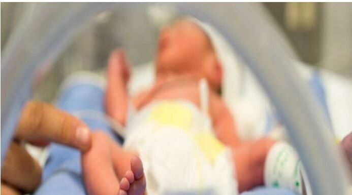 दुनिया में पहली बार 3 लोगों के DNA से पैदा हुआ बच्चा