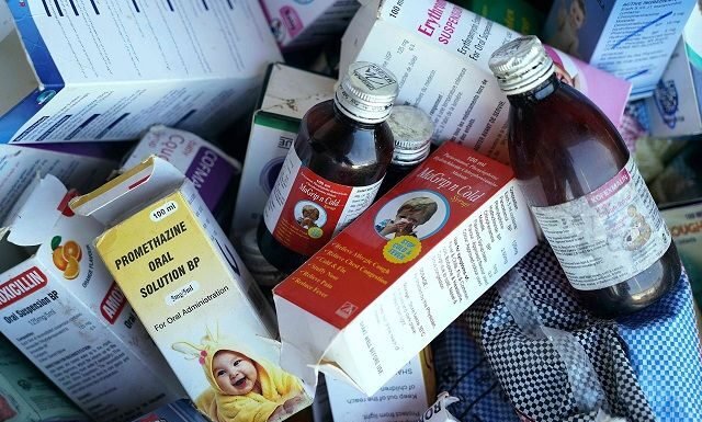 भारत में निर्मित 7 कफ सिरप हुए ब्लैक लिस्ट
