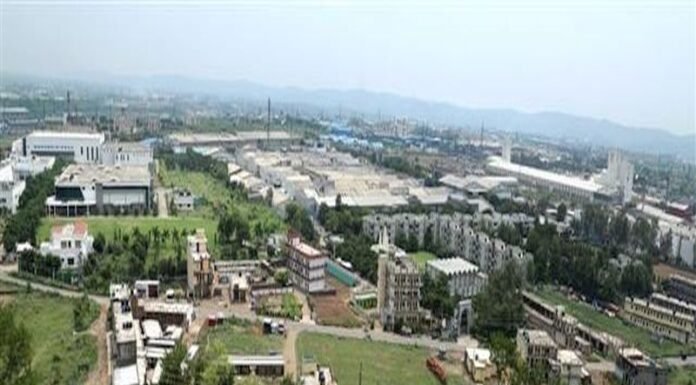 बद्दी फार्मा में औषधि टीम का औचक निरीक्षण
