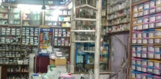 गोरखपुर में दवा दुकानों पर छापेमारी, 3 लाख की दवाएं जब्त