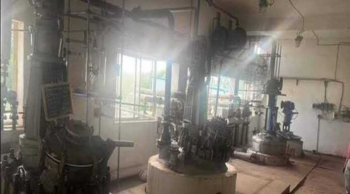 DRI ने 160 करोड़ रुपए का तरल मेफेड्रोन जब्त किया