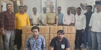 कोडीन-आधारित कफ सिरप की ऑनलाइन बिक्री के लिए फार्मासिस्ट, डिलीवरी मैन गिरफ्तार