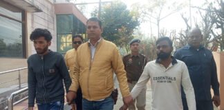 नशीले कैप्सूल की तस्करी करने के आरोपी दो युवक अरेस्ट