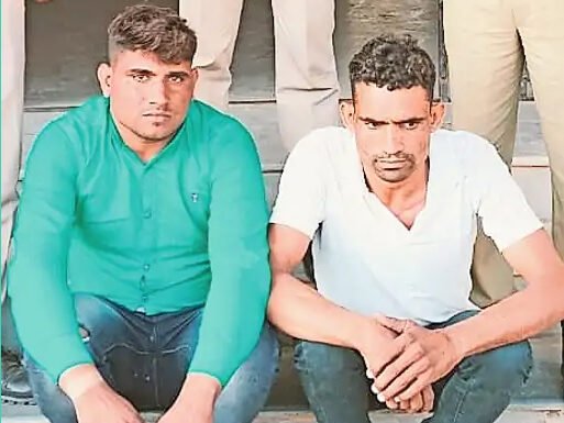 Drugs सप्लाई करने के आरोपी दो युवक Arrest, 11 डिब्बे मिले
