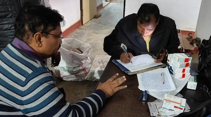 मेडिकल स्टोर पर रेड, लाइसेंस न मिलने पर 1.35 लाख की दवा जब्त मेडिकल स्टोर