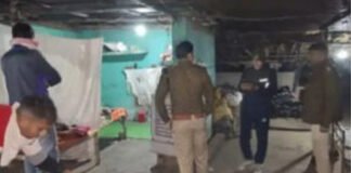 फर्जी कैंसर हॉस्पिटल पर रेड, पांचवीं पास युवक बिना डिग्री के करता मिला गंभीर बीमारियों का इलाज