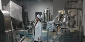 दवा कंपनी में रेड, कमियां मिलने से उत्पादन पर लगाई रोक