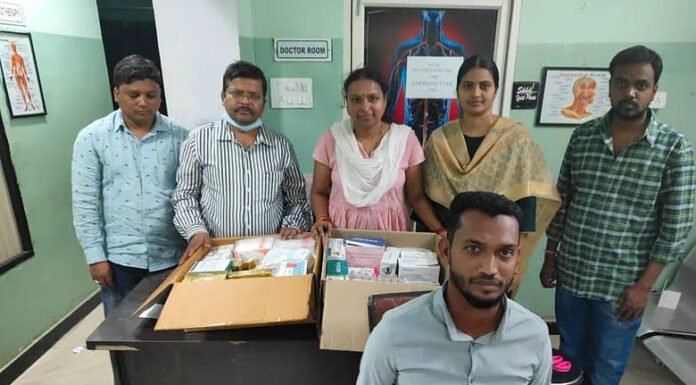 शुगर और बीपी के इलाज का भ्रामक दावा करने वाले पाउडर की 60 बोतलें जब्त