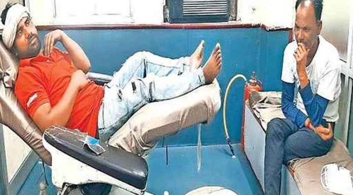 सरकारी अस्पताल में ब्लड बेचने वाले रैकेट का भंडाफोड़, दो अरेस्ट सरकारी अस्पताल