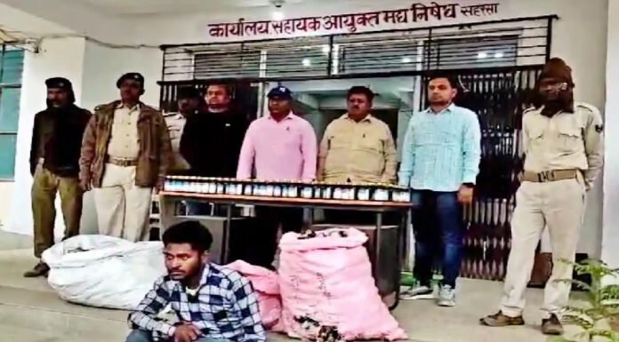 कोडीनयुक्त कफ सिरप की तस्करी, 1100 बोतल समेत टाटा मैजिक जब्त, तस्कर गिरफ्तार