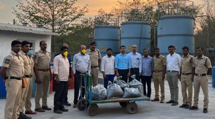 नशीली दवा बनाने वाली कंपनी का भंडाफोड़, 8.99 करोड़ की दवाइयां जब्त