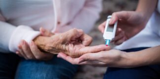 डायबिटीज कंट्रोल करने में भारतीय फार्मूले वाली नई दवा कारगर Signs-and-Symptoms-of-Diabetes-in-Elderly-Adults