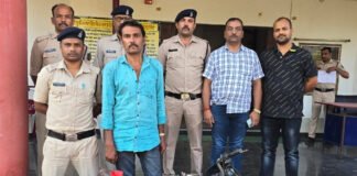 नशीले इंजेक्शन रिकोफिन और एविल समेत बाइक सवार युवक दबोचा