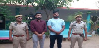 फर्जी ड्रग इंस्पेक्टर अरेस्ट, दवा दुकानदारों को डराकर ऐंठने थे रुपये