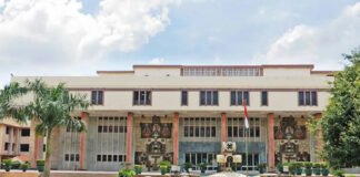 मरीज को दवाओं के साइड इफेक्ट बताने की मांग वाली याचिका कैंसिल