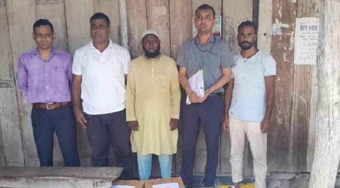 अवैध फार्मेसी का भंडाफोड़, 47 तरह की दवाइयां जब्त