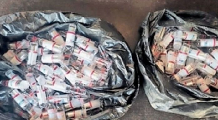 प्रतिबंधित नशीली दवाओं की तस्करी पकड़ी, सप्लायर अरेस्ट