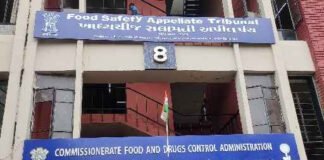 नकली कॉस्मेटिक उत्पाद बेचने वाली फैक्ट्री का भंडाफोड़, सौंदर्य प्रसाधन जब्त