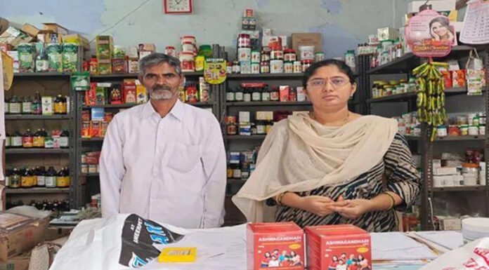 डीसीए की रेड, मोटापा और अवसाद ठीक करने का दावा करने वाली दवाएं जब्त