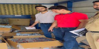 बंद मेडिकल स्टोर पर छापेमारी, लाखों रुपये के कैप्सूल बरामद