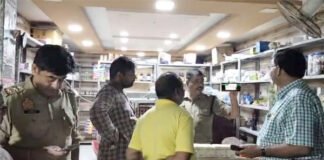 मेडिकल स्टोर्स पर Raid, नशीले इंजेक्शन और दवाएं बरामद