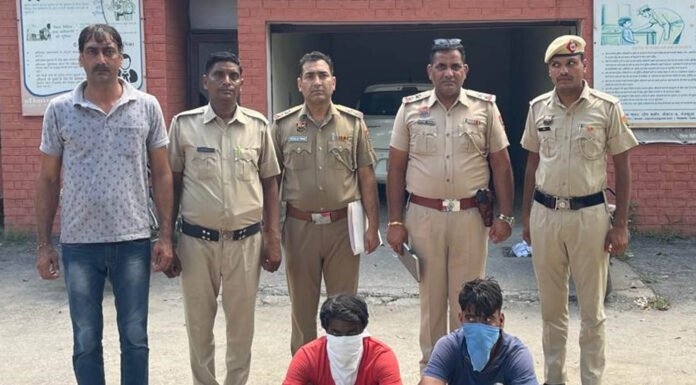 नशीली टेबलेट्स व कैप्सूल की तस्करी पकड़ी, दो तस्कर गिरफ्तार
