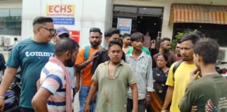 अस्पताल में मरीज की मौत पर हंगामा, स्टाफ और परिजनों में मारपीट