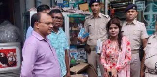 मेडिकल स्टोर पर छापेमारी, लाखों रुपये की नशीली दवाएं जब्त