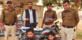 बाइक सवार तस्करों से प्रतिबंधित 1730 गोलियां व 900 कैप्सूल बरामद