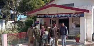 नशीले इंजेक्शन ले जा रहे स्कूटी सवार दो युवक दबोचे