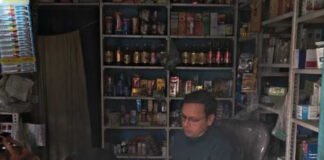 नशीली दवा की बिक्री को लेकर दो मेडिकल स्टोरों पर रेड