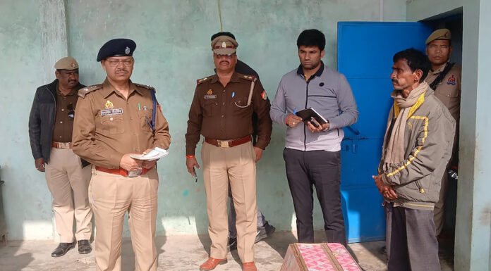 सेक्सवर्धक दवाएं बेचने वाला हकीम छापता था नकली नोट, गिरफ्तार