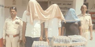 प्रतिबंधित कफ सिरप की तस्करी में तीन तस्कर गिरफ्तार
