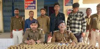 पेट्रोल पंप पर कफ सिरप के अवैध कारोबार का भंडाफोड़, 4 अरेस्ट