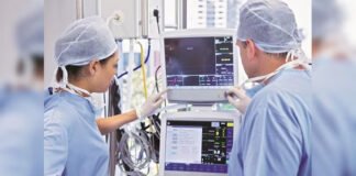 लाइसेंसिंग में देरी से चिकित्सा उपकरण निर्माताओं का पलायन