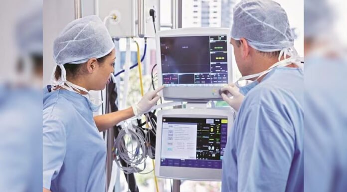 लाइसेंसिंग में देरी से चिकित्सा उपकरण निर्माताओं का पलायन