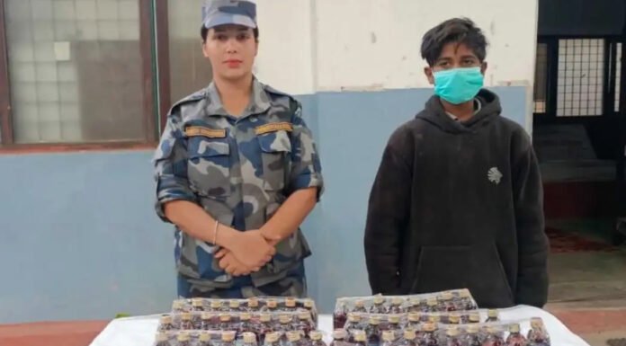 नशीली दवा ओनेरेक्स सिरप की तस्करी का मामला पकड़ा