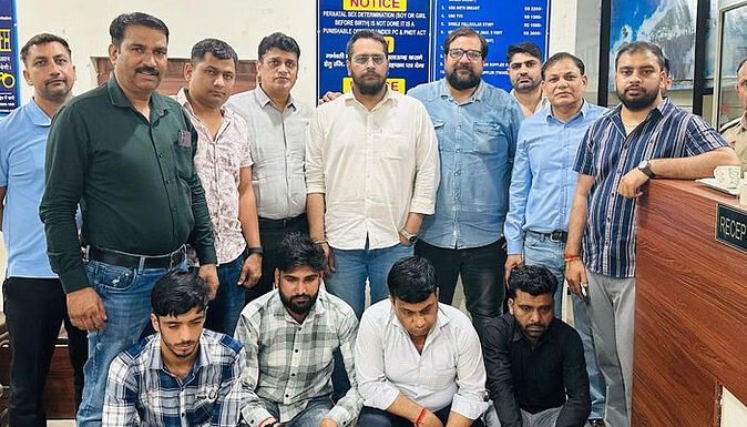 भ्रूण लिंग जांच व गर्भपात करने वाले गिरोह का भंडाफोड़