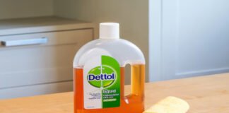 डेटॉल कंपनी ने त्वचा विशेषज्ञों के खिलाफ हाईकोर्ट की शरण ली