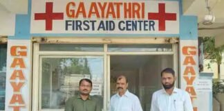 अवैध रूप से दवाइयां बेचने वाले फर्जी डॉक्टरों को पकड़ा