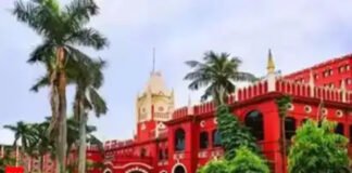 महंगी दवा लिखने के लिए डॉक्टर जिम्मेदार नहीं : हाईकोर्ट