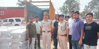 प्रतिबंधित कफ सिरप की ट्रक से तस्करी, भारी खेप बरामद