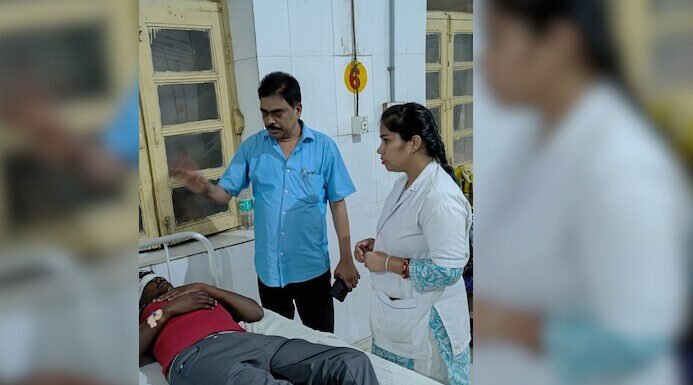 रजिस्ट्रेशन के बिना चल रहा अस्पताल सील, भर्ती मरीज शिफ्ट