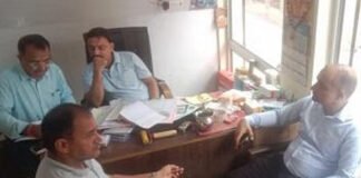 मेडिकल स्टोर पर छापेमारी में दवा के बिलों में मिली गड़बड़ी