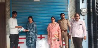 अवैध मेडिकल स्टोर पर डेढ़ लाख की दवाएं जब्त, 6 के सैंपल लिए