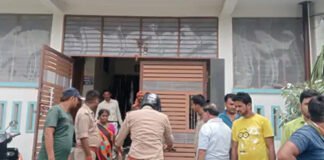 निजी अस्पताल में नवजात की मौत पर परिजनों का हंगामा