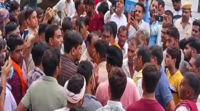 सरकारी अस्पताल में प्रसूता और गर्भस्थ शिशु की मौत पर हंगामा