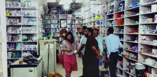 मेडिकल स्टोर पर रेड के दौरान एलर्जी की दवा मिली नकली